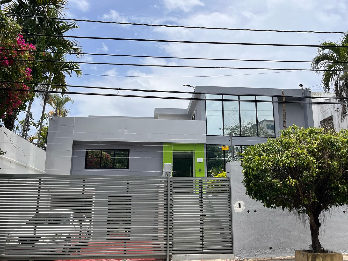Remodelación vivienda en AH para la empresa Servimedicrd